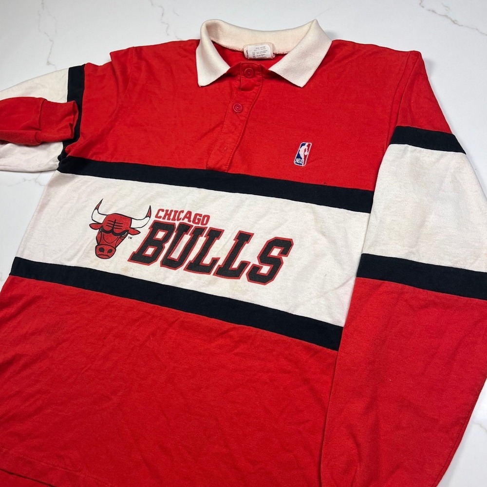 Nutmeg 90s Chicago Bulls Rugby Shirt Mens Large Vintage Red Colorblock NBA
